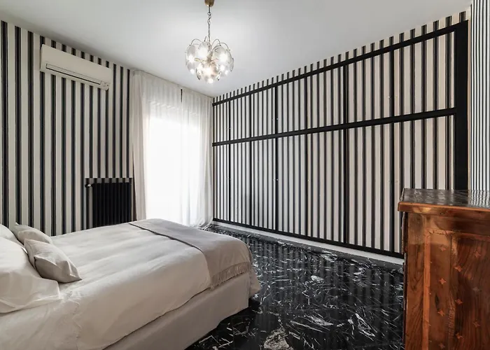 Aida Luxury Penthouse * Bari